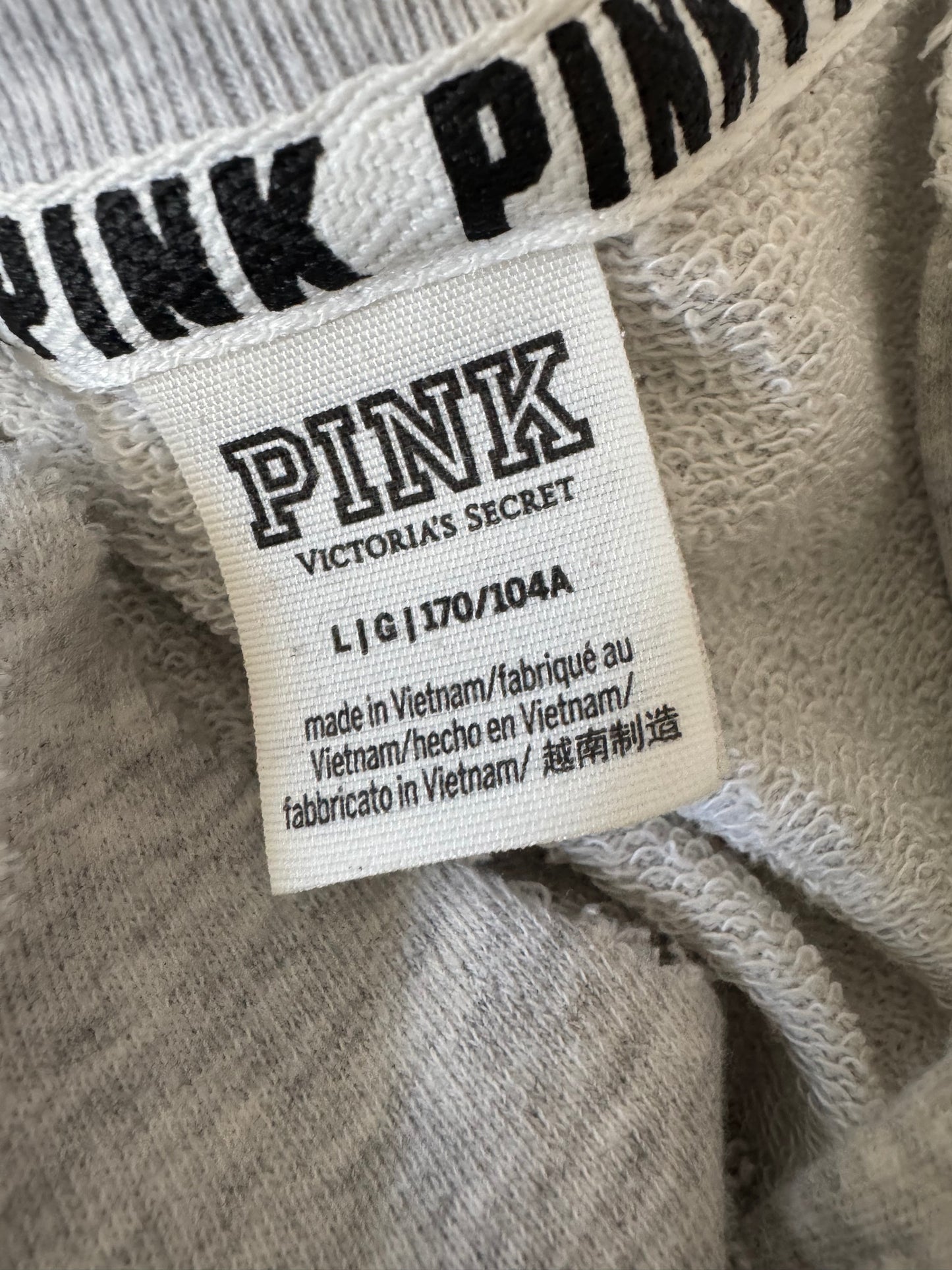 VS PINK SWEATER GRAY
