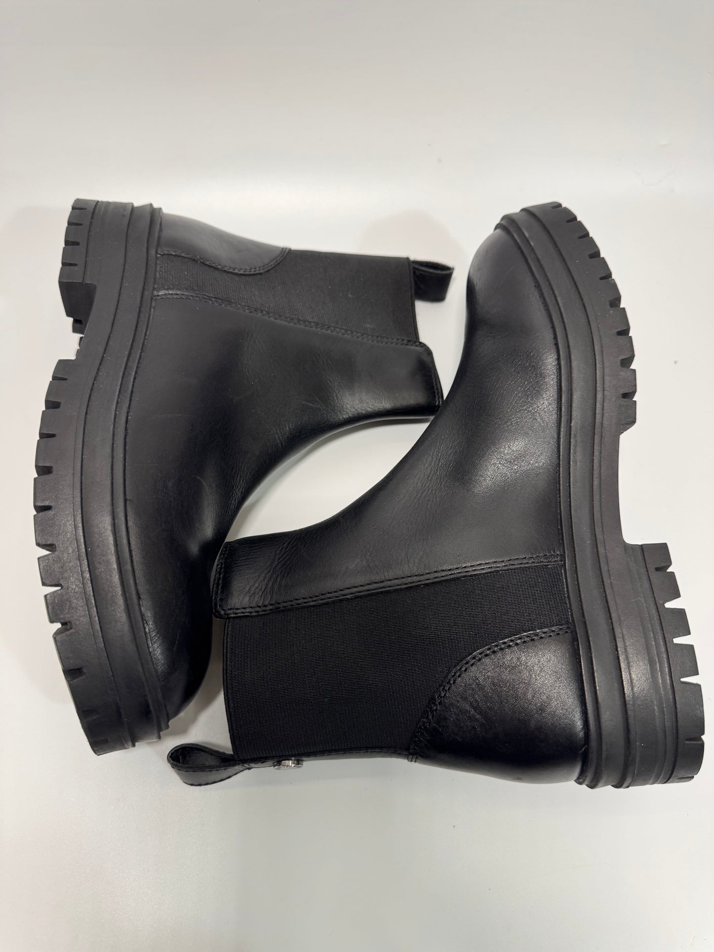 STEVE MADDEN BOOTS