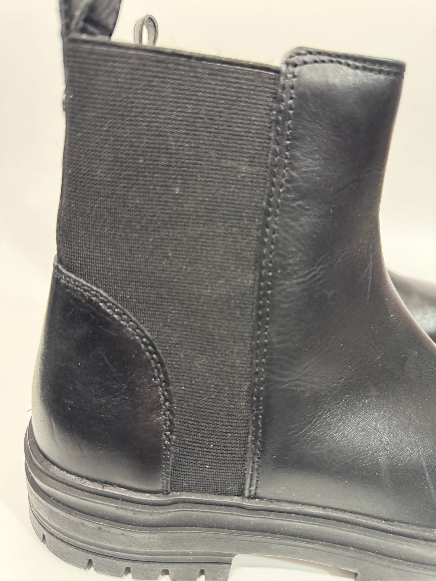 STEVE MADDEN BOOTS