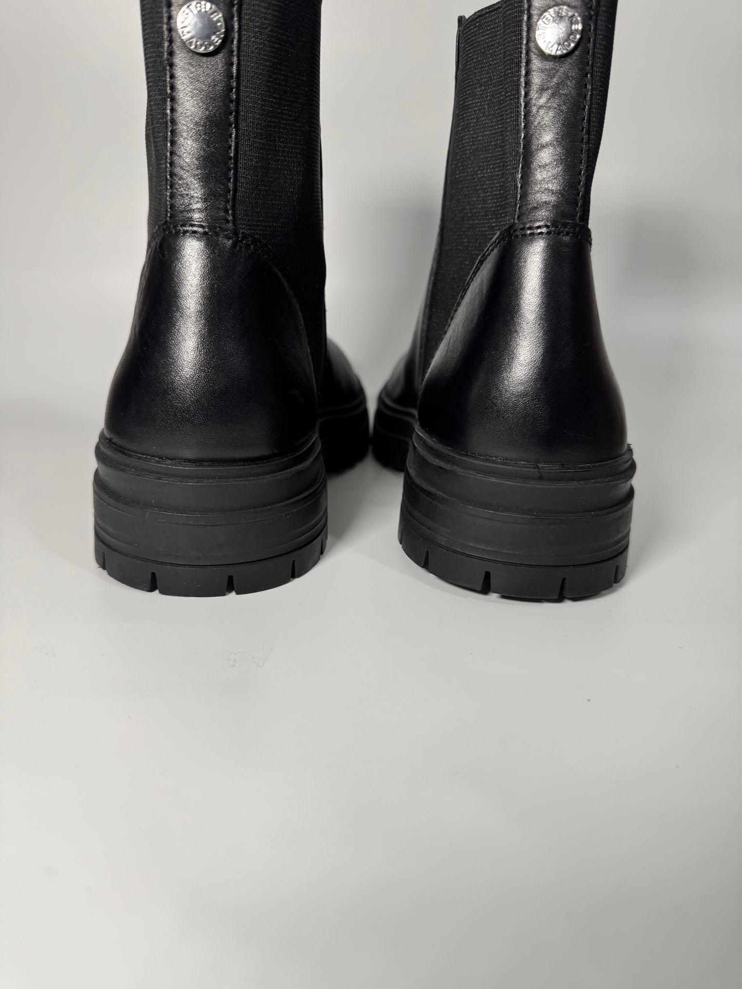 STEVE MADDEN BOOTS