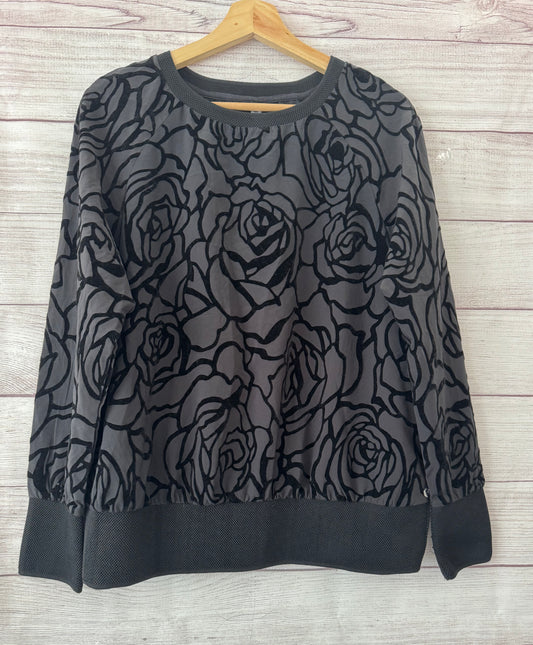 Fabletics top